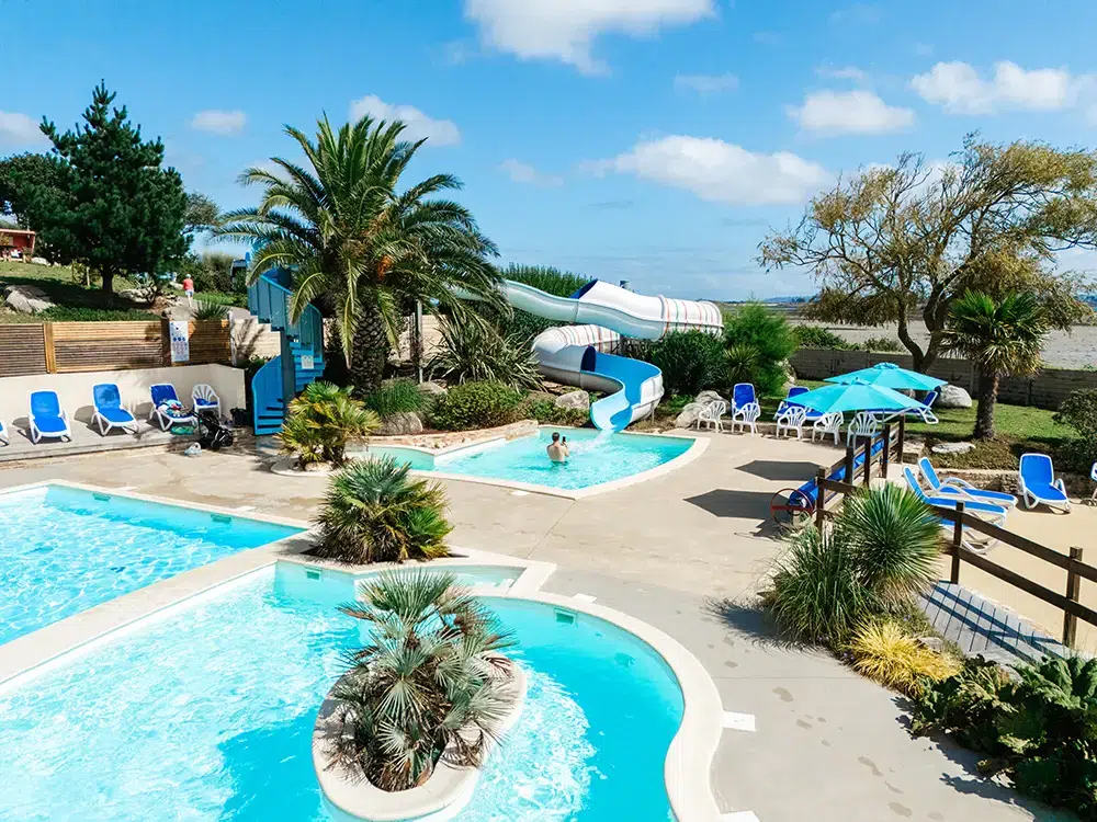 camping avec parc aquatique piscine chauffee dans le Finistere